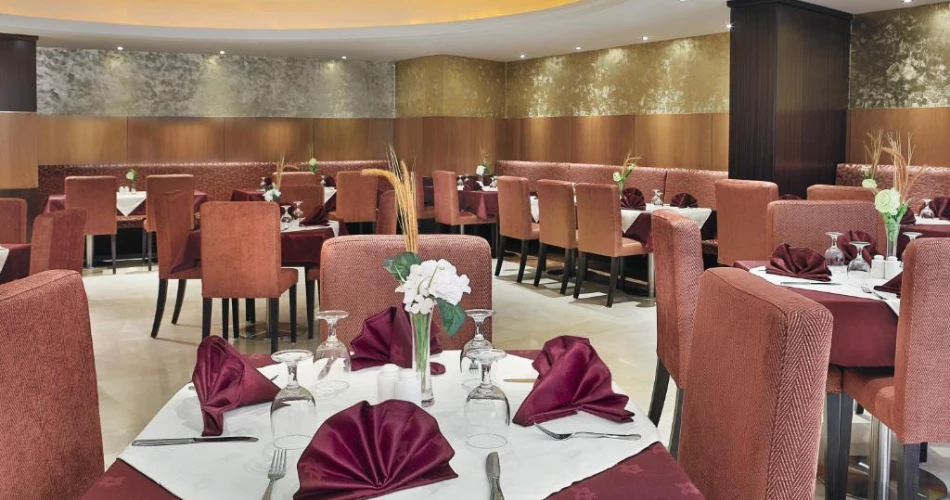 Gateway Hotel Dubai – Affordable Elegance in the Heart of Bur Dubai